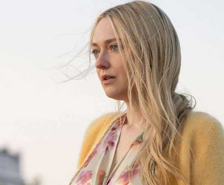 Gizem, karanlık ve Scott'ın eşsiz performansı büyüleyici