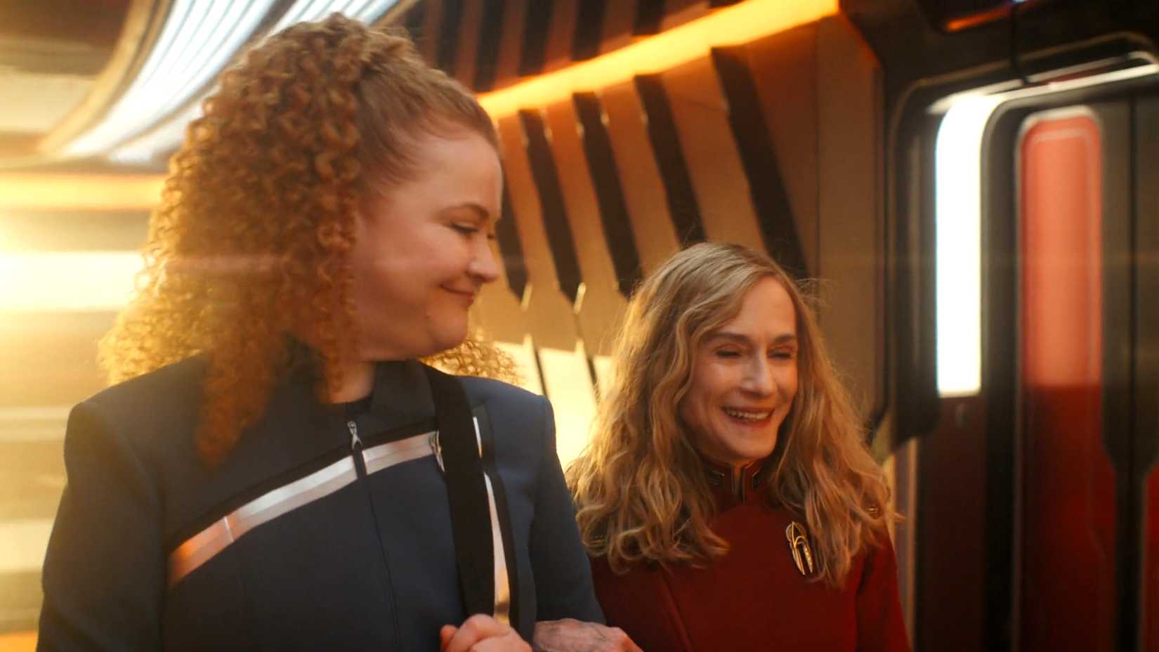 Yetenekli Tilly, Akademi'ye umut ve tiyatro getiriyor