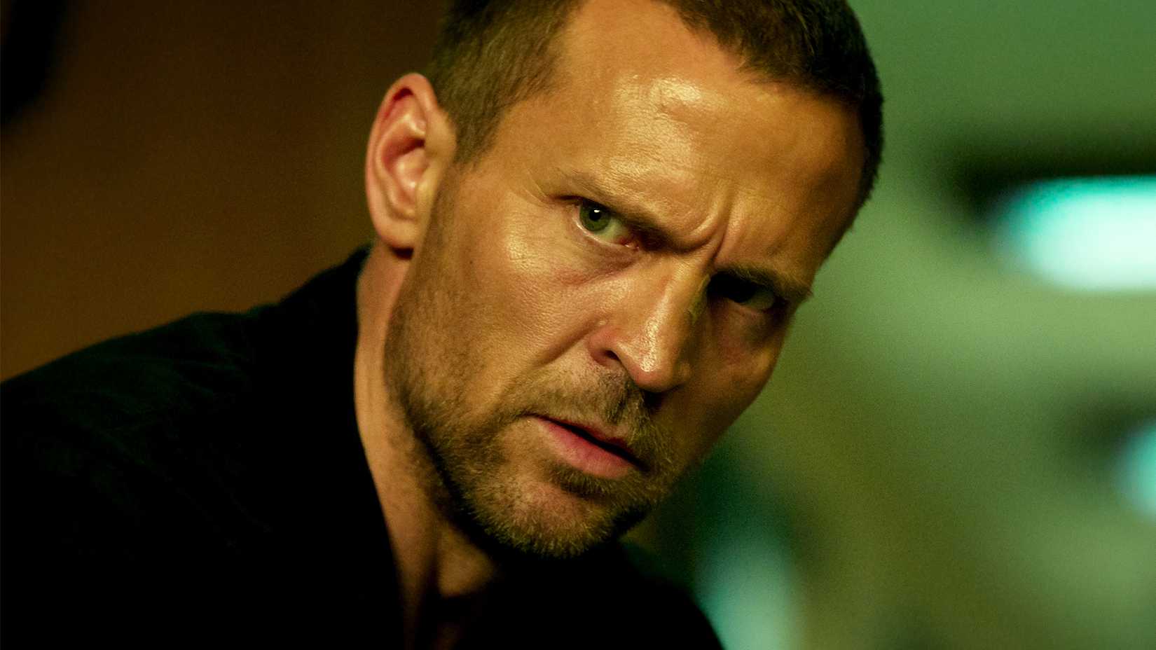 Karanlık sular, karmaşık ruhlar, gerilim dorukta