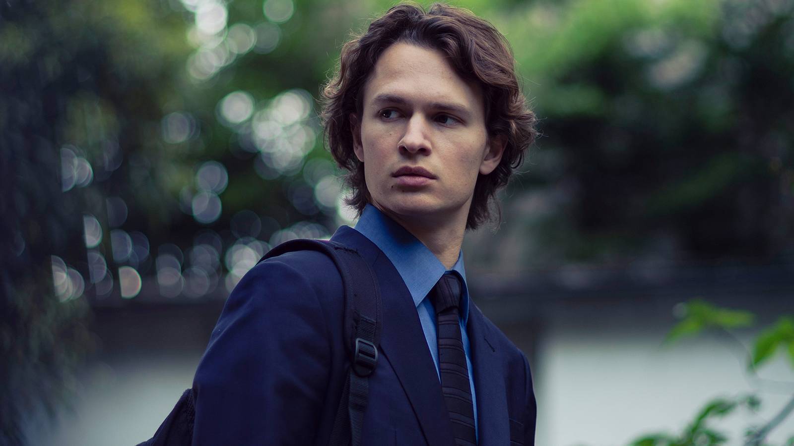 Neon ışıkları, karanlık sırlar, Tokyo'nun derinliklerinde kayboluş