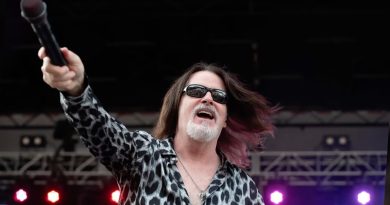 Acı haber, müzik dünyası sarsıldı, efsane soluk kesildi