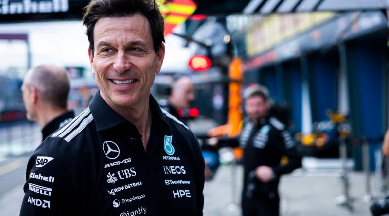 Ön sıra lock-out'u, Mercedes coşkulu!