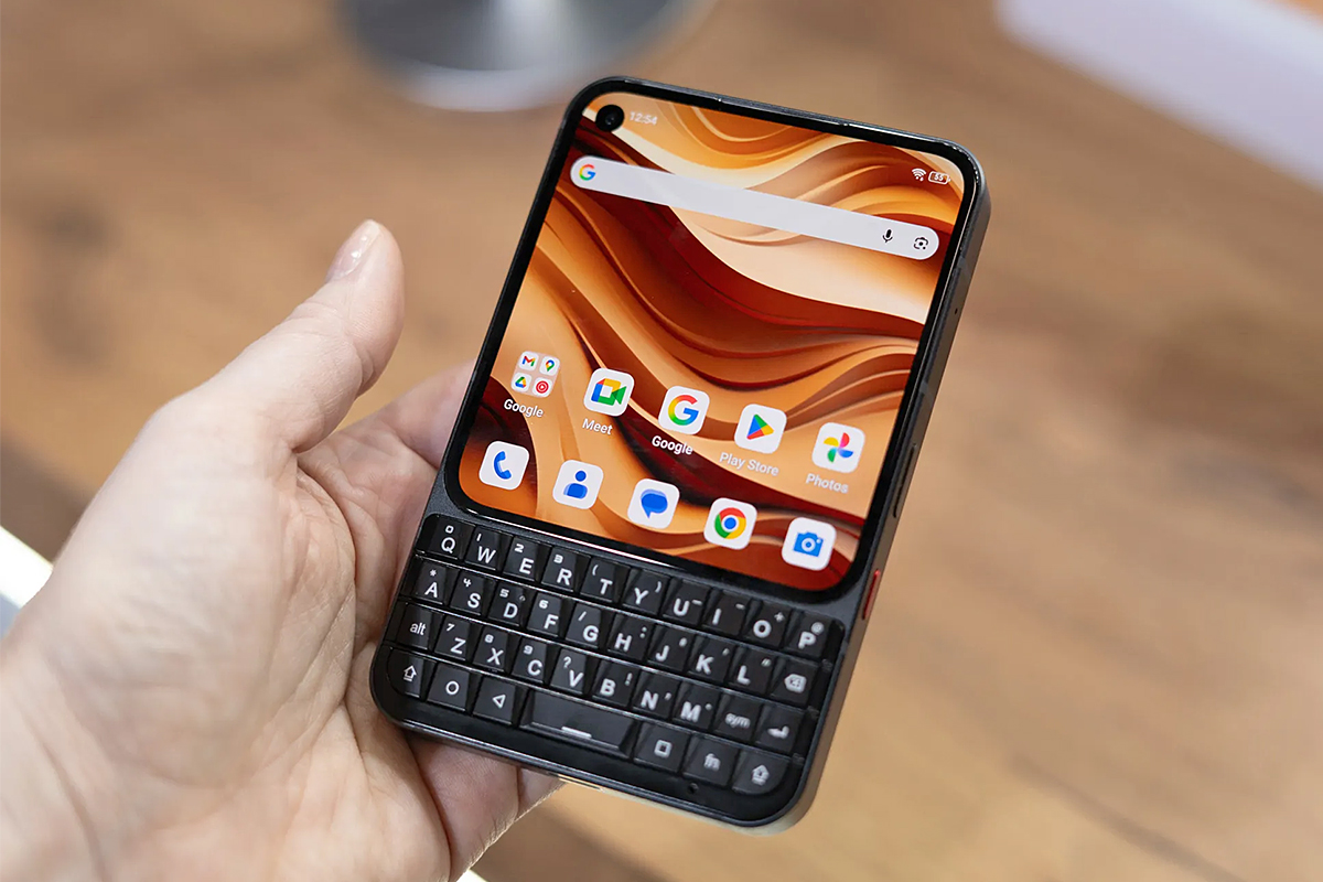 Geçmişe dönüş: BlackBerry ruhuyla Android birleşimi!