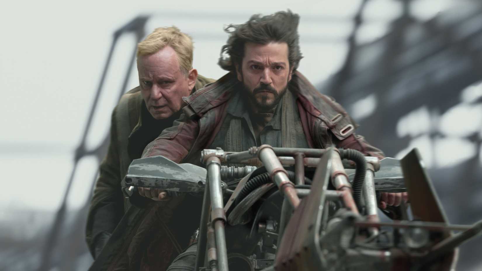 Karanlık, gerilim dolu Star Wars hikayesi başlıyor