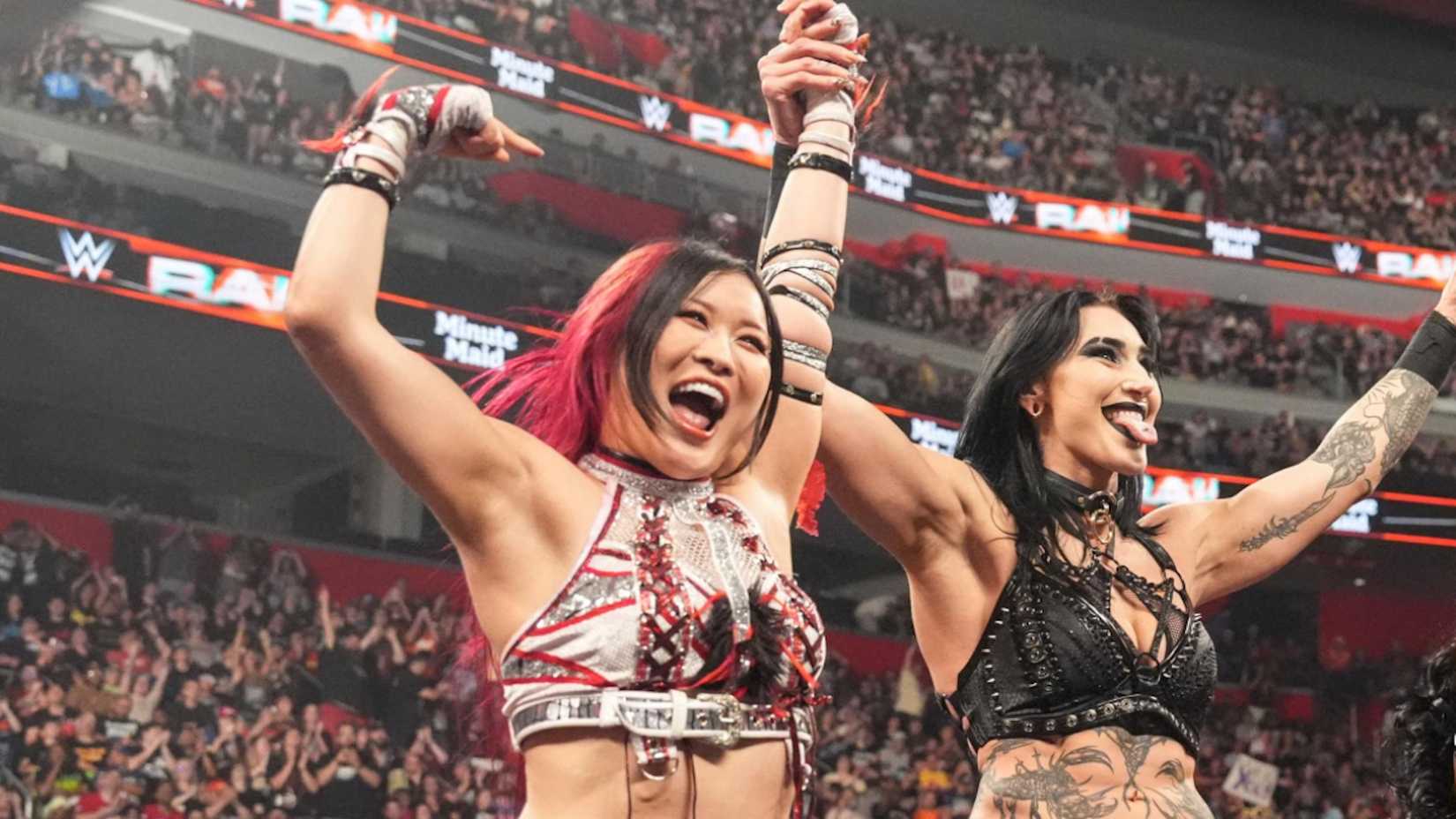 İngiliz bahçesi, aşk ve entrika fırtınası!