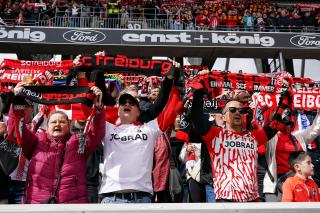 Alman hücunuğu, İspanyol direnciyle karşılaşıyor