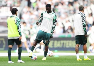 Sakatlıktan döndü, henüz yeşil sahalarda yer almıyor