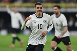 Genç yıldızın geleceği hakkında iki efsane karşı karşıya