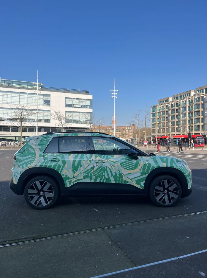 Elektrikli SUV, şıklıkta geri dönüşüm, halkın otomobili yolda