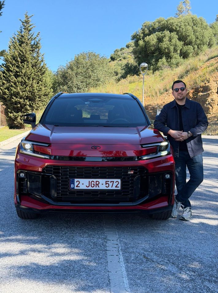 Yeni RAV4: Tasarımda güç, teknolojide zarafet