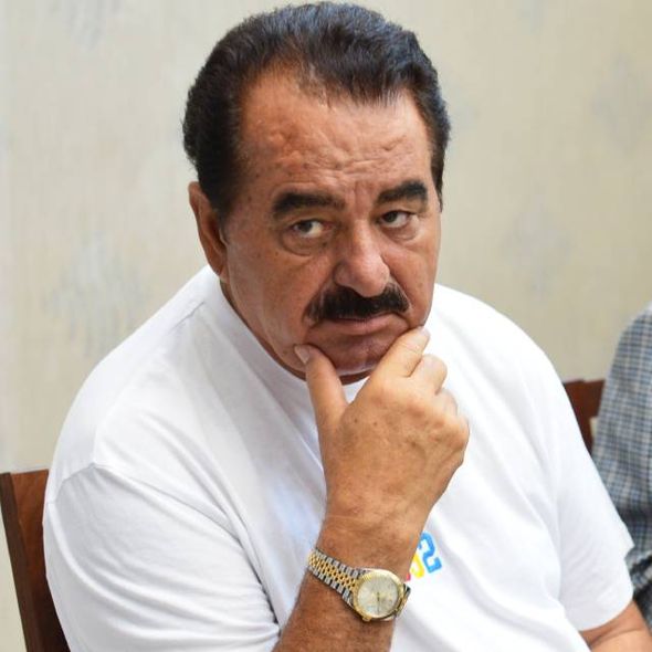 Yoğun tempodan sonra sanatçımız tedavi altında, geçmiş olsun dileğiyle