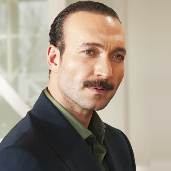 Sanatçı seslendi, tehdit geldi, sessiz kalmadı