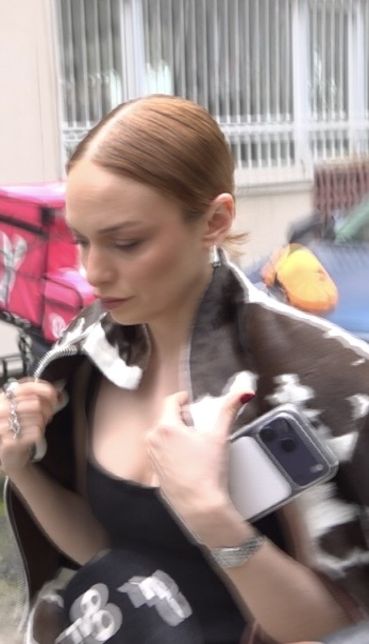 Bebek'te objektife yakalandı, sorulara sessiz yanıt