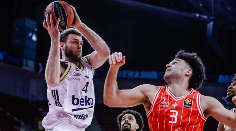 Avrupa basketbolunda Fenerbahçe'ye ağır yenilgi!
