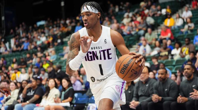 Profesyonel yıldızın dönüşü: Kolej basketbolu sarsılıyor!