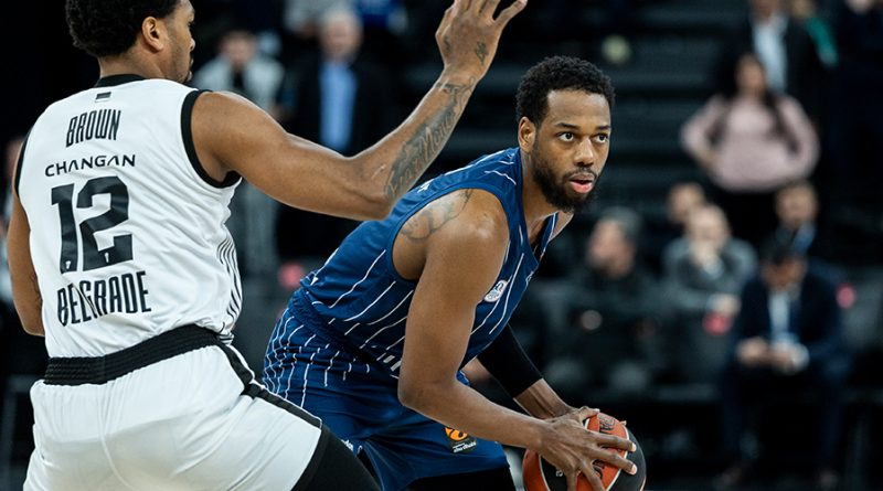 Efes coşkusu: Sırp devini yıktı, seri bitti!