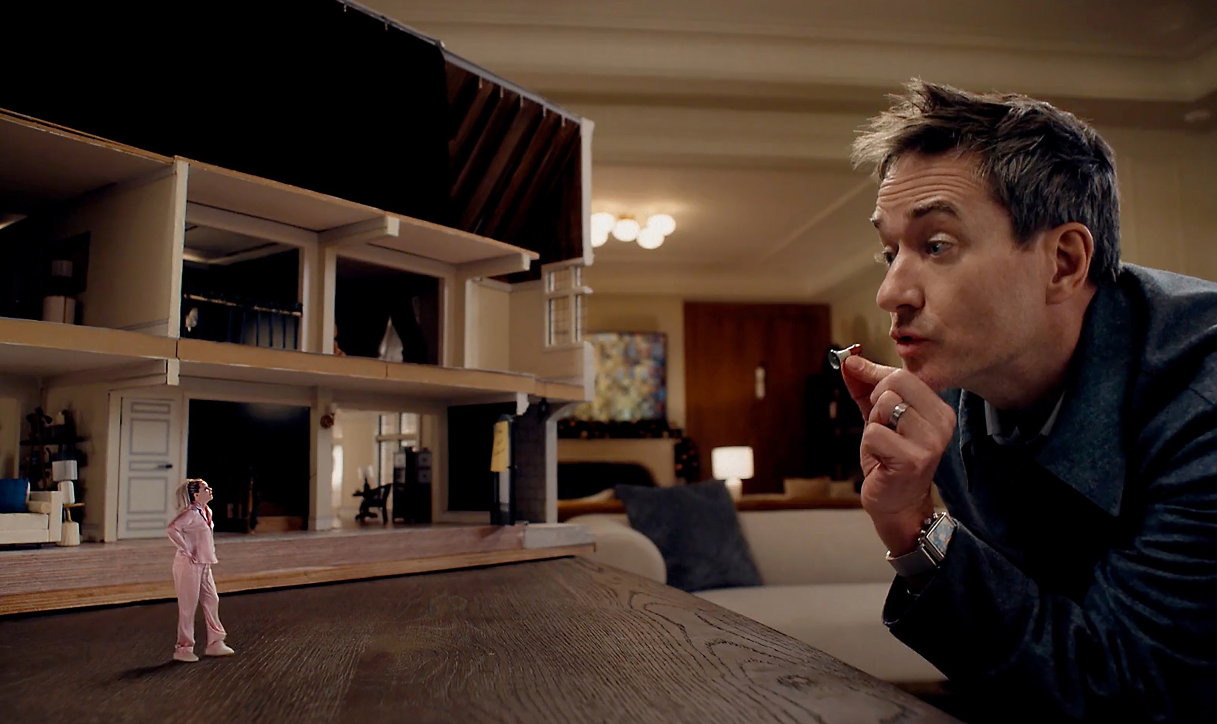 Küçücük kahraman, devasa dünyada mucizevi anlar yakalıyor