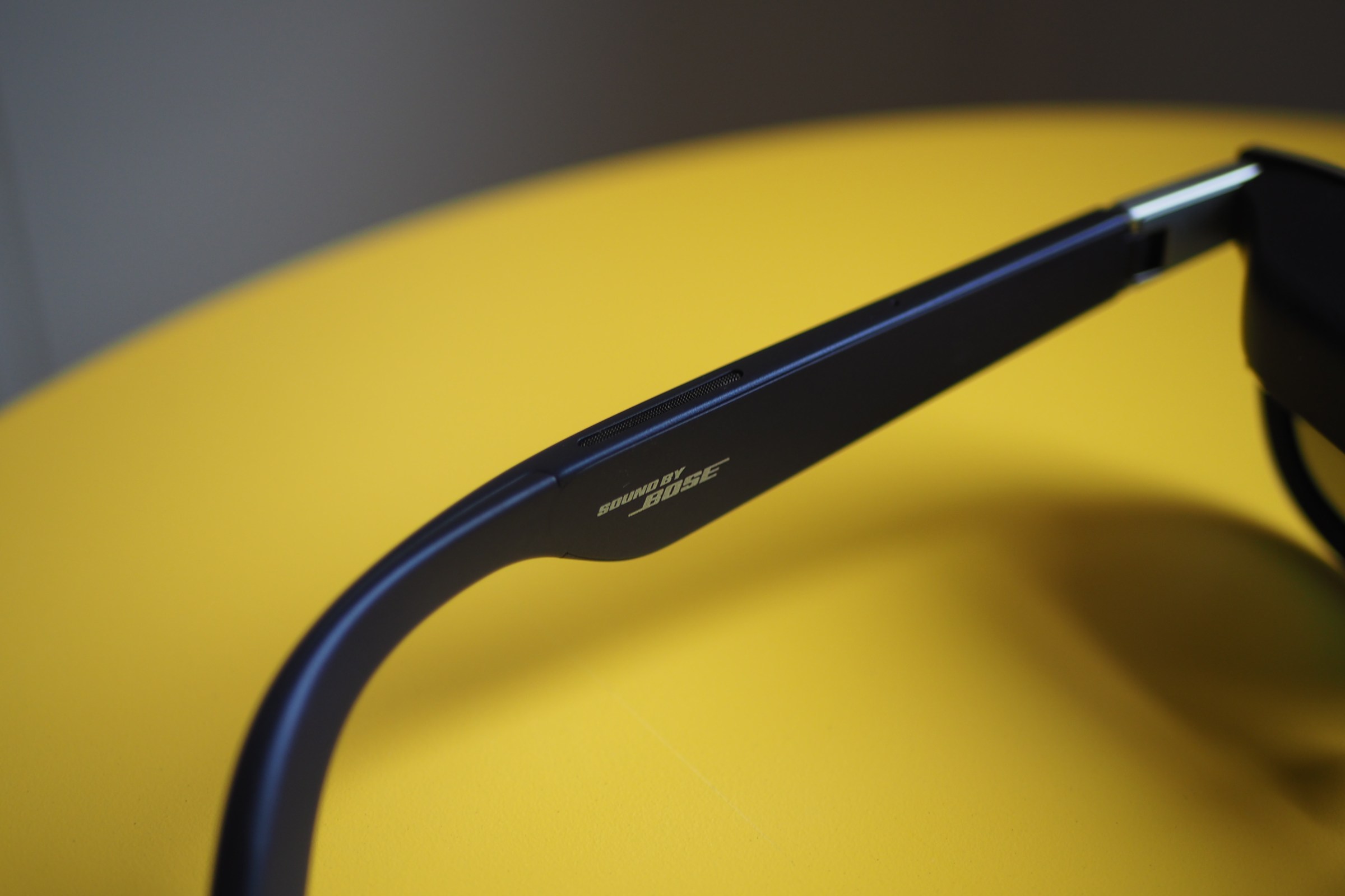 Geleceğin AR gözlükleri şekilleniyor, oyuncular yönlendiriyor