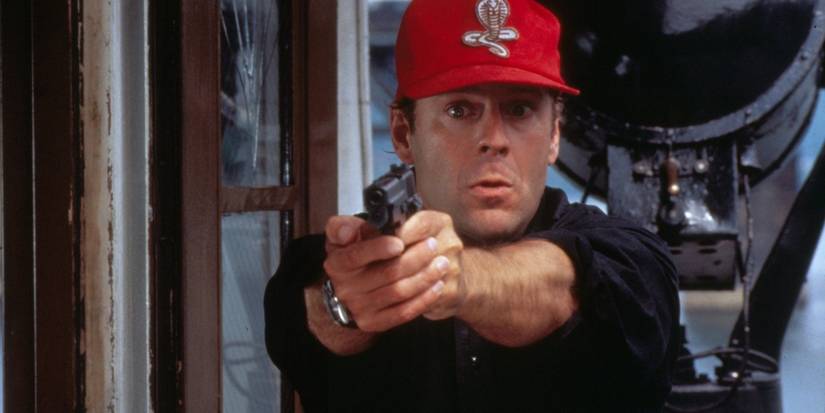 Gerilimi dorukta, Bruce Willis'in nostaljik aksiyonu!