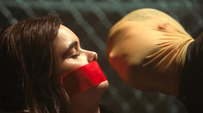 Gerçeklikle kurgu bulanıklaşıyor, dehşet yeniden doğuyor