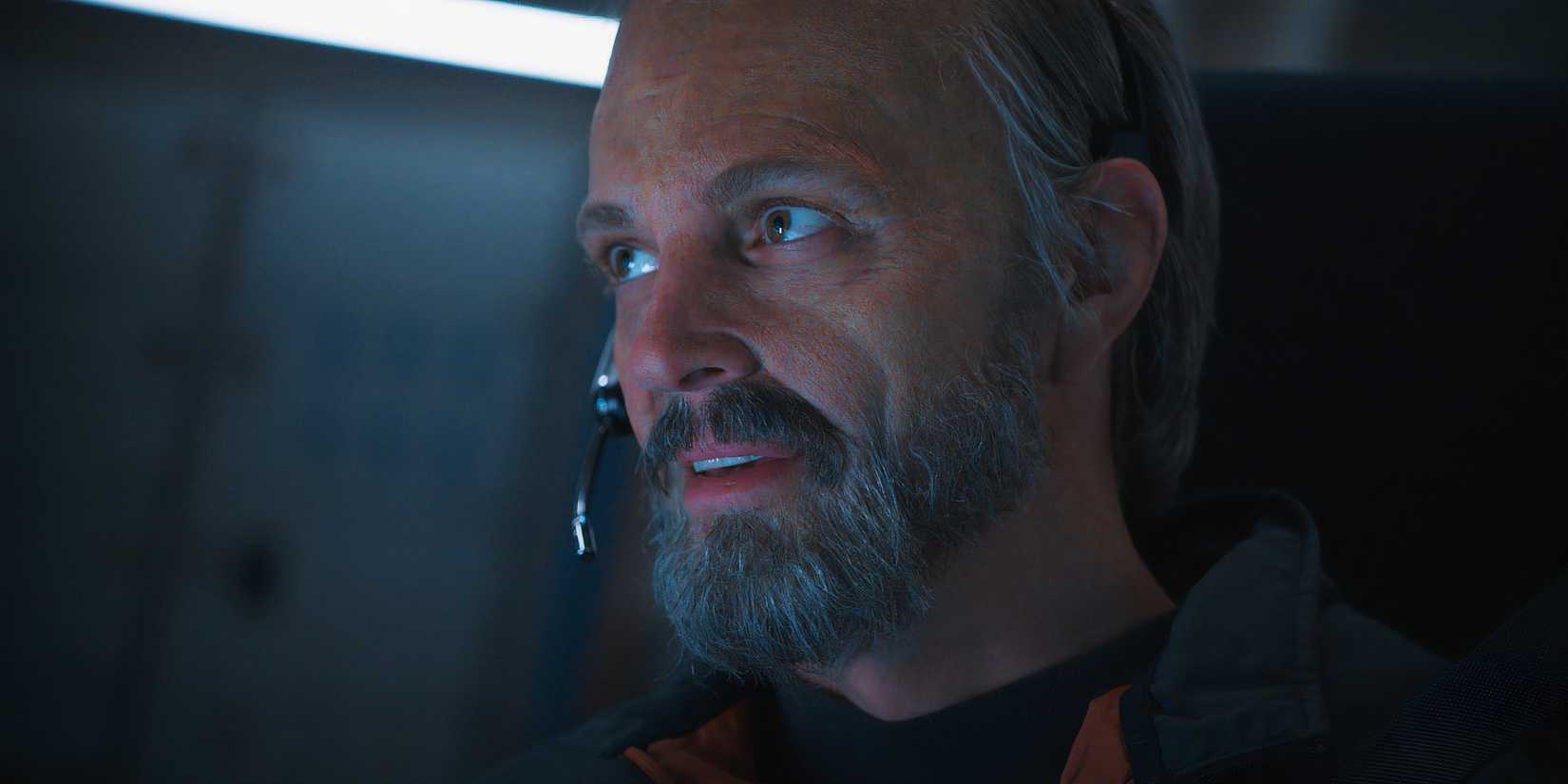 Kızıl gezegende umut filizlenirken, karanlık sırlar yüzeye çıkıyor