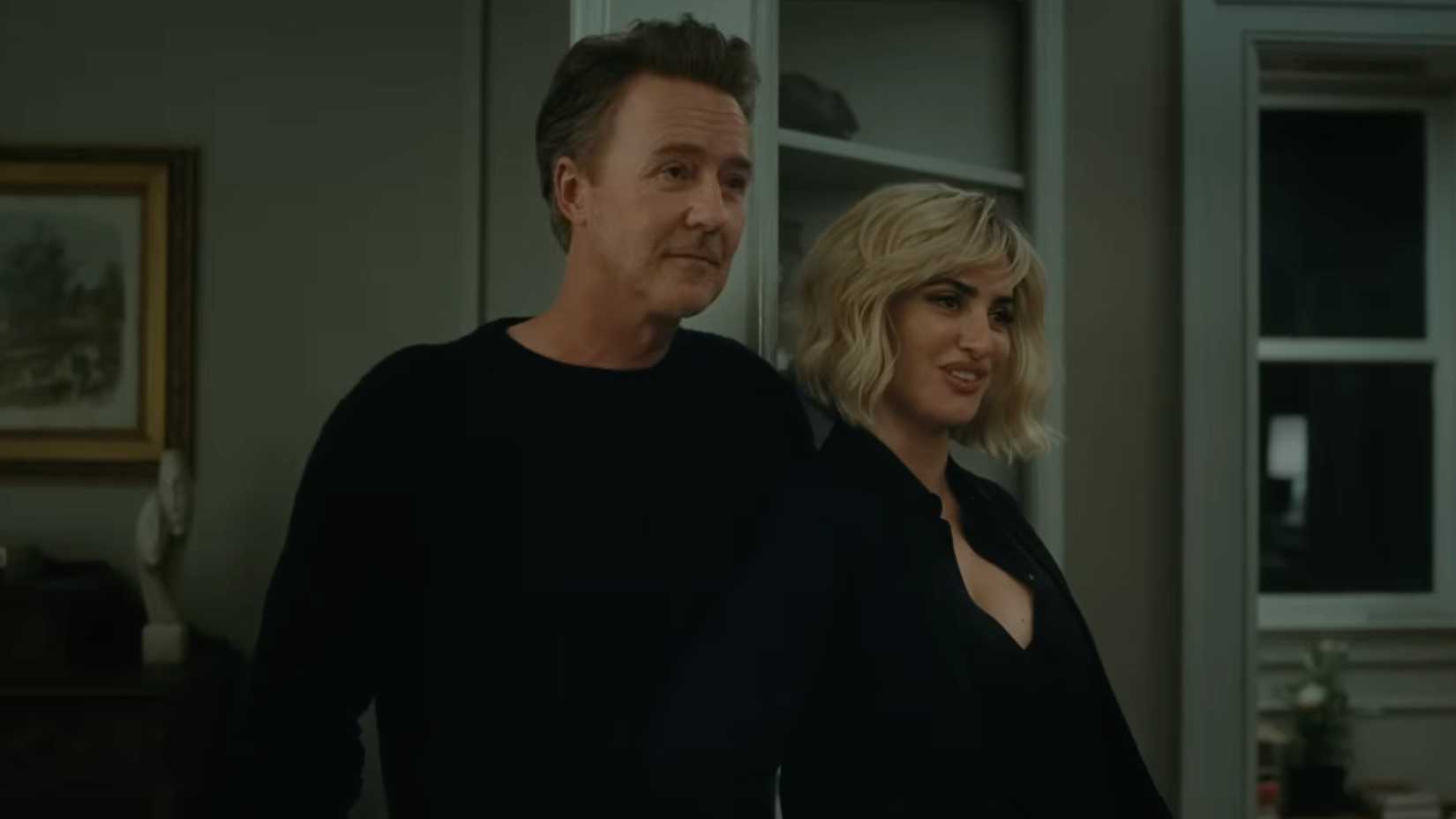 Cruz'un ekranlara geri dönüşü, Wilde yönetmenliğinde komediyle geldi