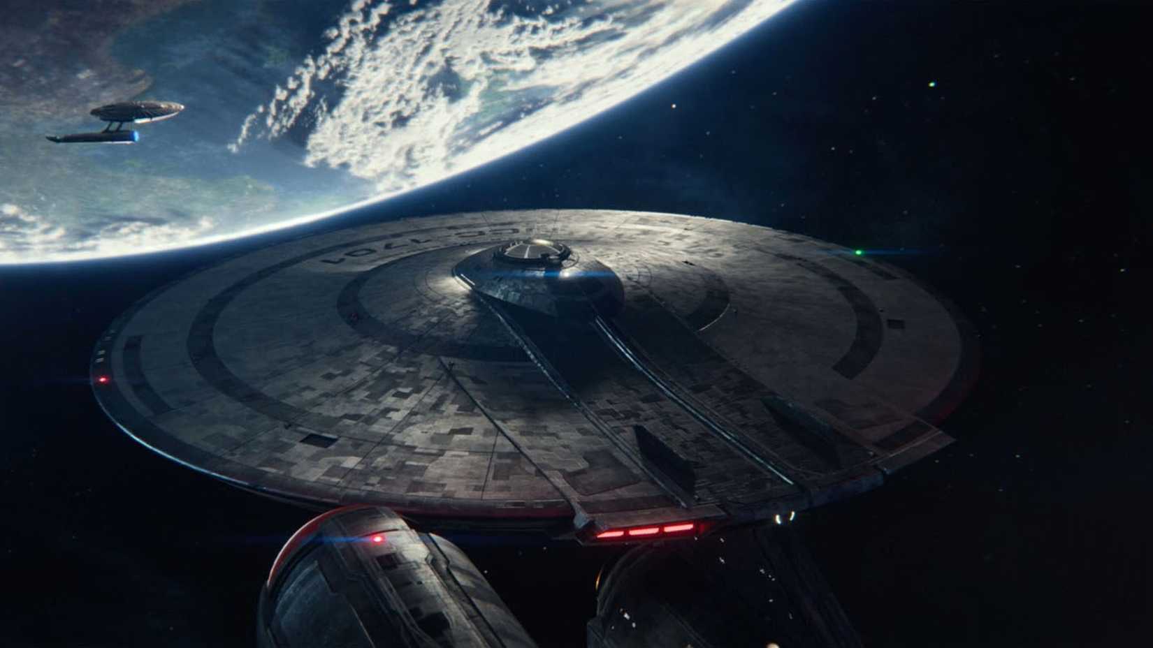 Uzayın sınırları genişliyor, aile bağları derinleşiyor