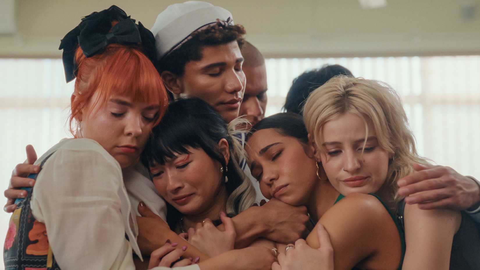 Gençlik, aşk, karmaşa; yeni bir okul hikayesi başlıyor