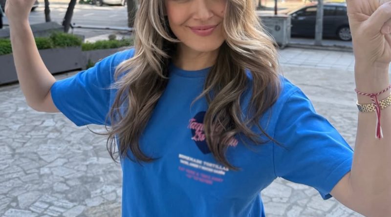 Sarı saçlarıyla bambaşka bir Gupse! Yeni görünüm harika