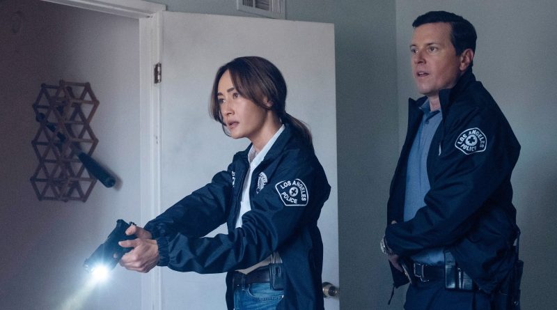 Geçmişin izleri, yeni bir dedektif yükseliyor