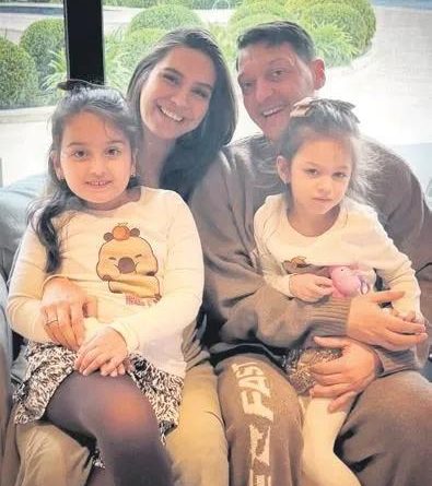 Elisa'yla gelen mutluluk, umuda dönüşüyor