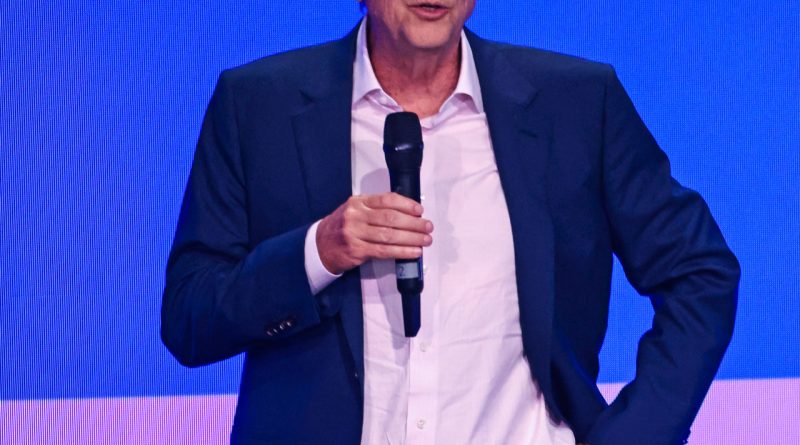 Soruşturma, tanıklık, şüphe, Gates, Kongre, Epstein, belirsizlik