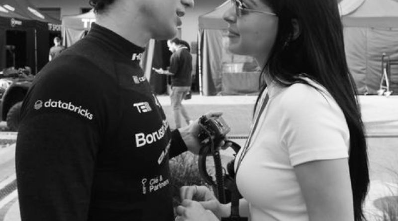 Ayrılık rüzgarı esiyor gibi, fotoğraflar silindi, sessizlik hakim