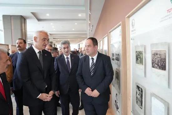 Genç yetenekler coşkuyu İstanbul'a taşıdı, müzik yükseldi