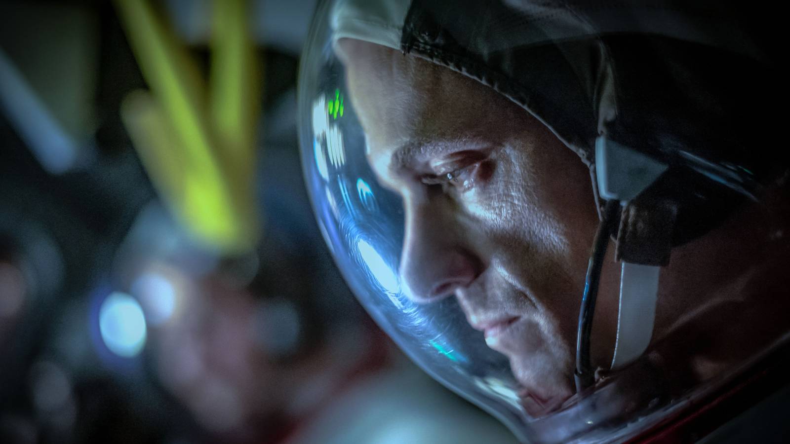 Kızıl gezegende umut, karanlık ve beklenmedik ittifaklar