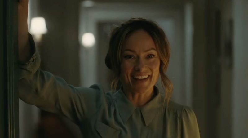 Cruz geri döndü! Komedi rüzgarı esiyor, Wilde yönetmen koltuğunda