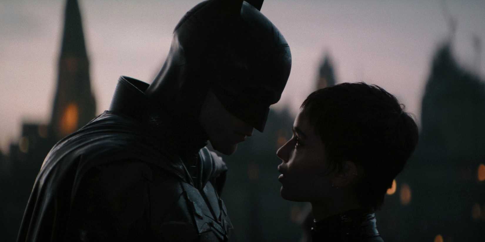 Karanlık kahraman, ağır seçimler ve geçmişin gölgesi