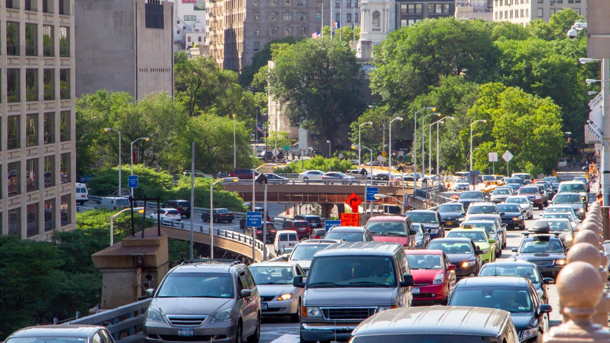 Sessizlik için gözler tetikte, ceza geliyor!